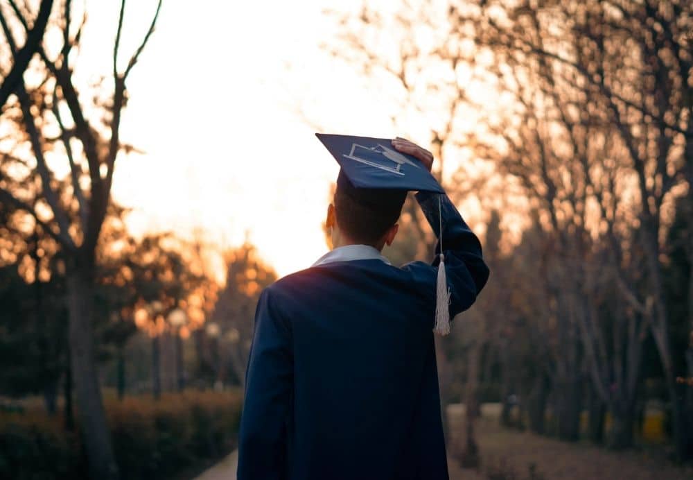 What All Graduates Should be Looking for in their First Career Opportunity